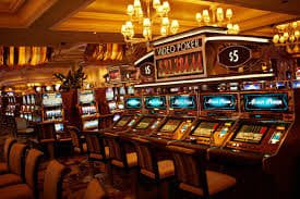 Bàn live casino phát trực tiếp tại luky8 Việt Nam